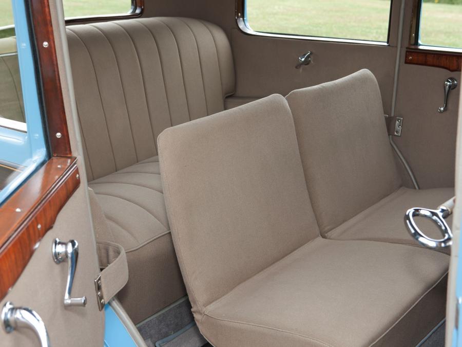 Интерьер Mercedes-Benz Nurburg 460 K Pullman Limousine (W08) 1928 года  (фото 7 из 14)